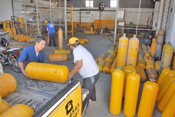 52dde1c629control-tubos-GNC-talleres-obleas-6