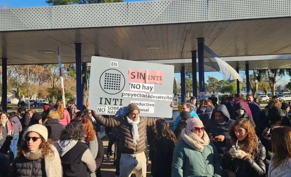 inti-protesta