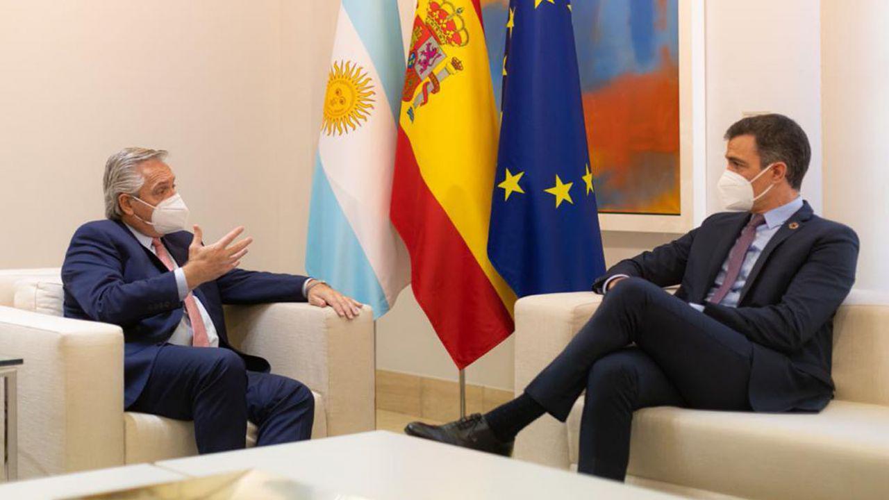 alberto-fernandez-y-pedro-sanchez-20210511-1170715