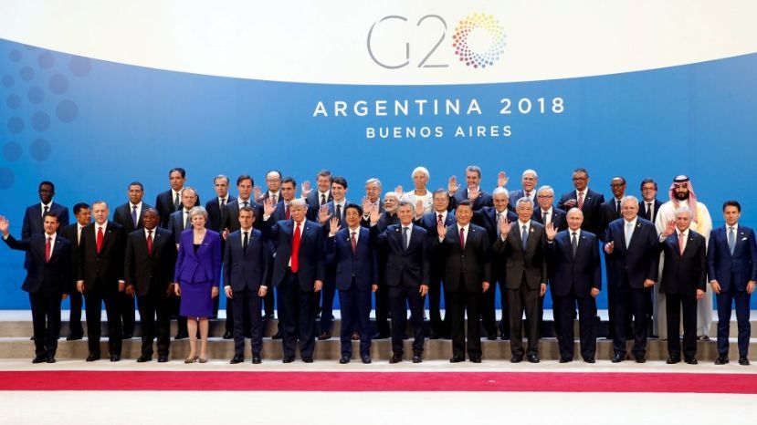 2018-11-30t153254z_1185189915_rc146e673610_rtrmadp_3_g20-argentina-family-photo.jpg_258117318