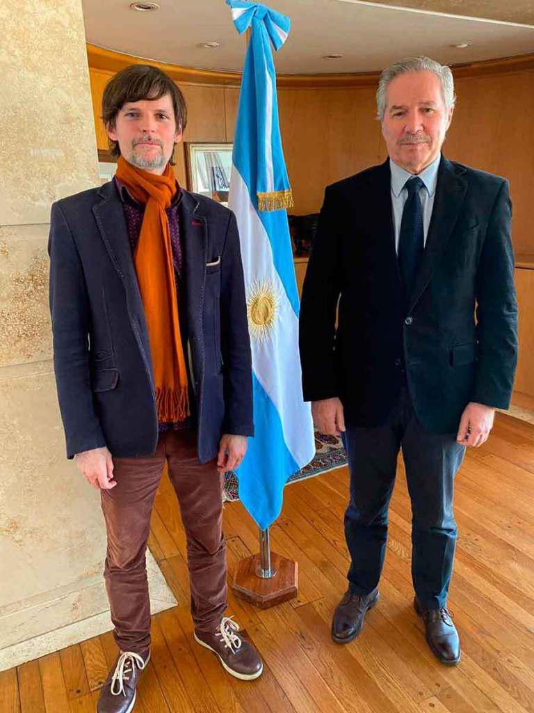 Sabino vaca narvaja china felipe sola